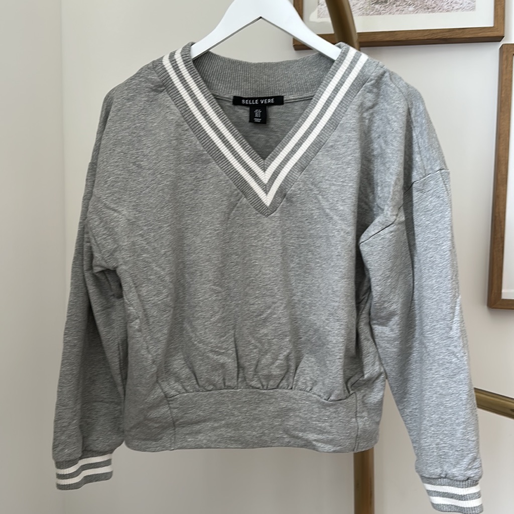V Neck Pullover